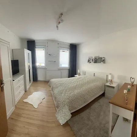 In Der Mitte Von Apartment *